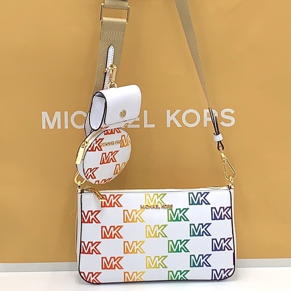 MICHAEL KORS
Jet Set Logo Crossbody Bag with Case for Apple AirPods Pro - Picture 3 of 16